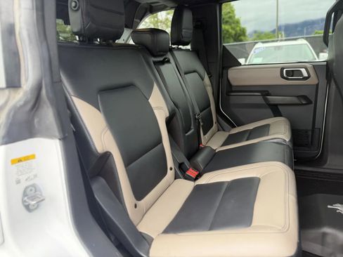 Used 2024 Ford Bronco Wildtrak AWD/4WD image 19