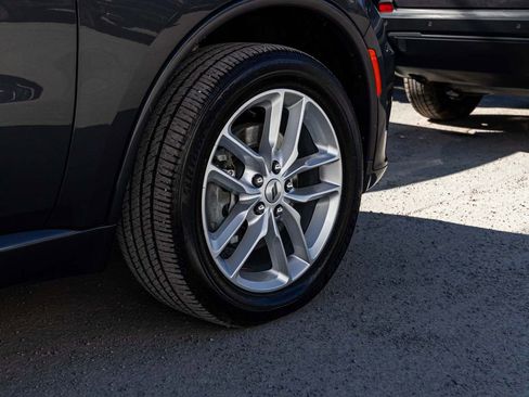 Used 2025 Dodge Durango GT image 8