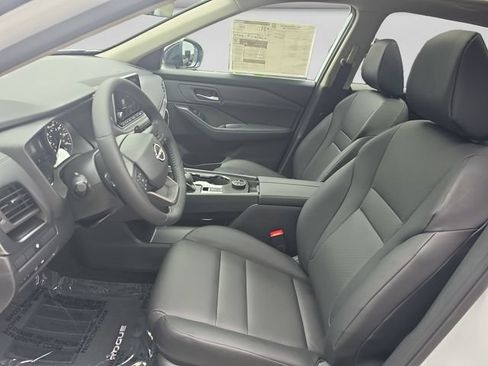 New 2026 Nissan Rogue Dark Armor AWD/4WD image 10