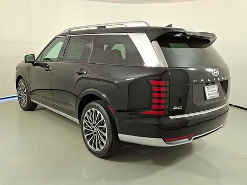 New 2026 Hyundai Palisade Calligraphy FWD image 4