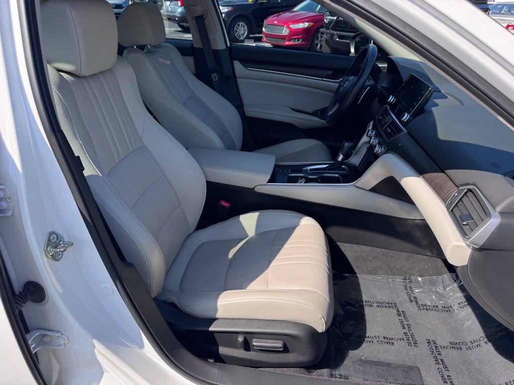 Used 2018 Honda Accord Touring image 20