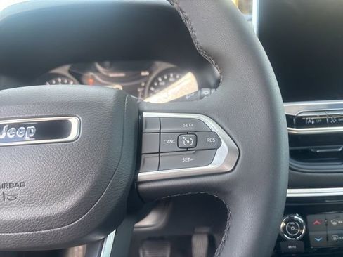 New 2026 Jeep Compass Latitude image 23