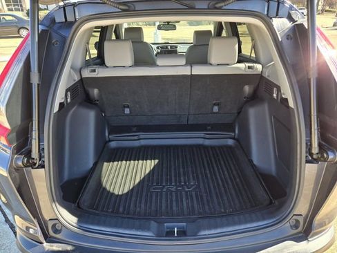 Used 2019 Honda CR-V Touring image 28