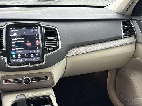 Certified 2024 Volvo XC90 B6 Plus AWD/4WD image 8