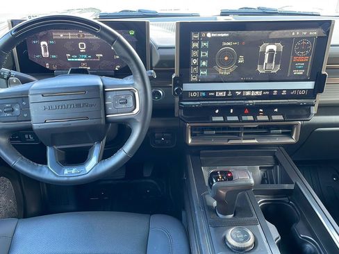 Used 2025 GMC Hummer EV 3X AWD/4WD image 10