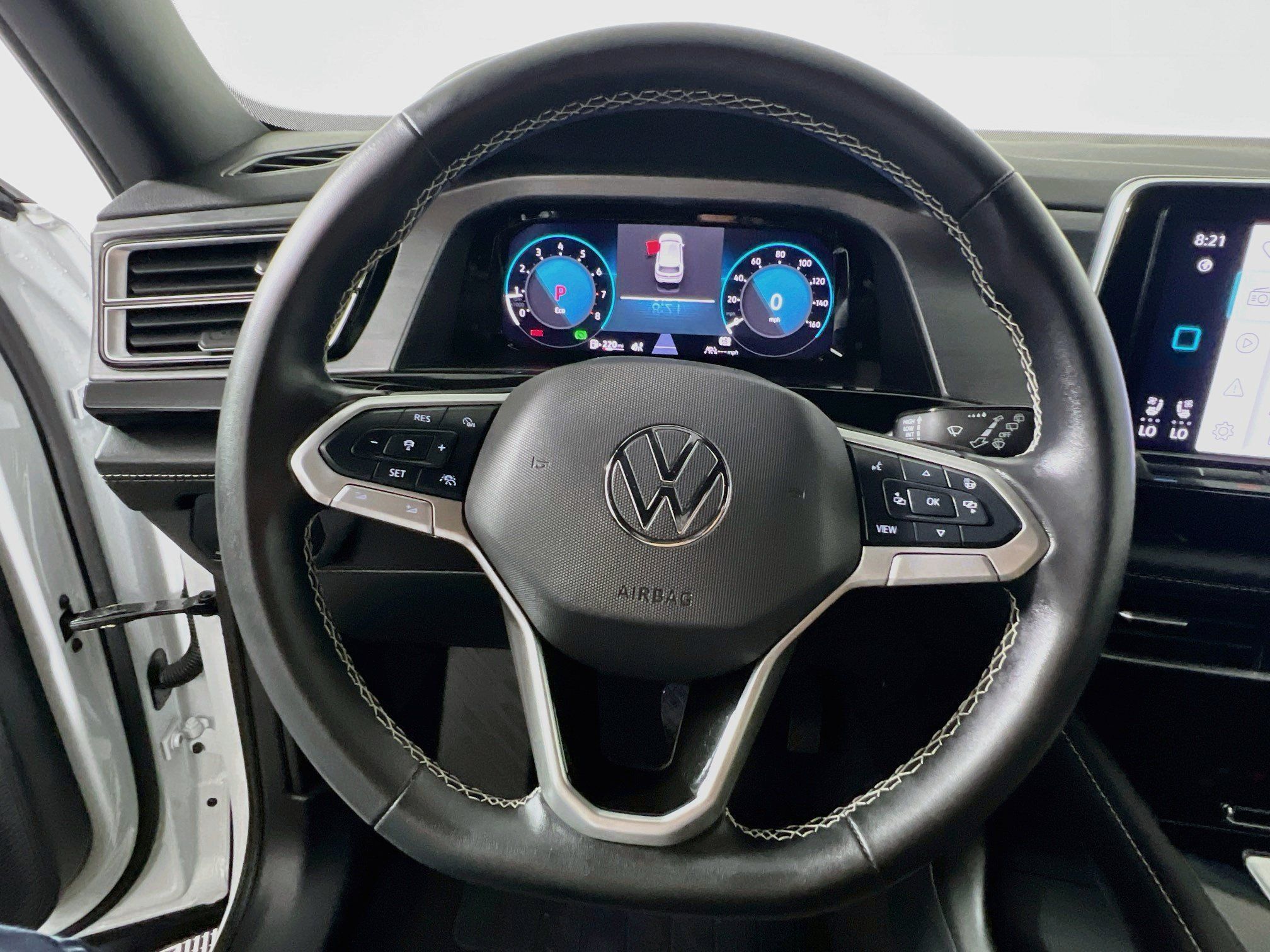 Used 2026 Volkswagen Atlas Cross Sport SE FWD image 17