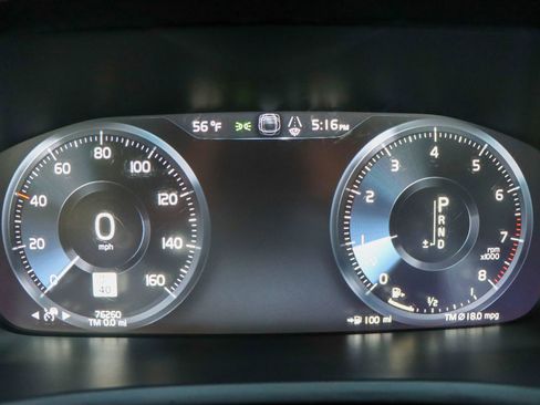 Used 2018 Volvo XC90 T6 R-Design w/ Convenience Package image 37