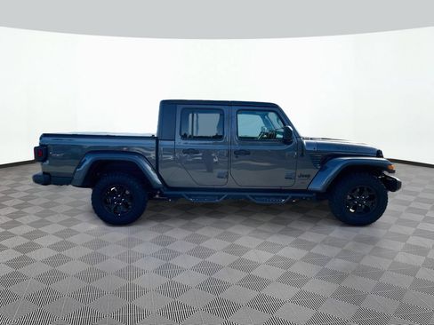 Used 2023 Jeep Gladiator Sport AWD/4WD image 4