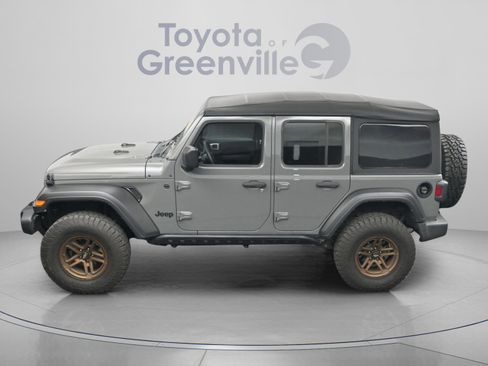 Used 2022 Jeep Wrangler Unlimited Sport AWD/4WD image 4