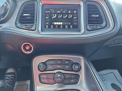 Used 2023 Dodge Challenger GT image 27