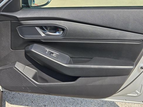 Used 2024 Honda Accord EX image 28