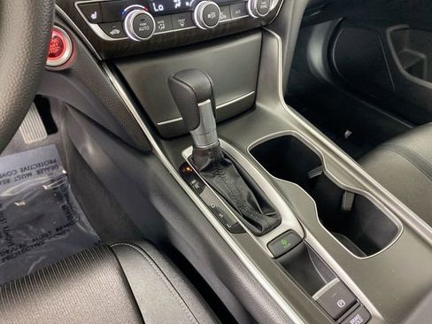 Used 2020 Honda Accord EX image 27