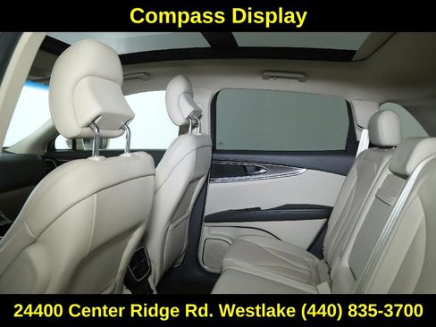 Used 2016 Lincoln MKX Reserve w/ Climate Package AWD/4WD image 15