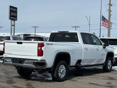 Used 2024 Chevrolet Silverado 2500 LT image 35