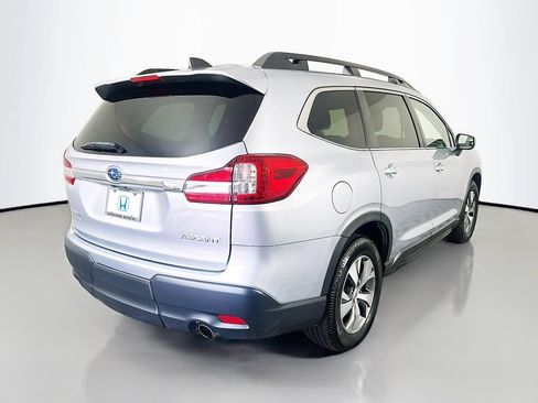 Used 2022 Subaru Ascent Premium AWD/4WD image 5