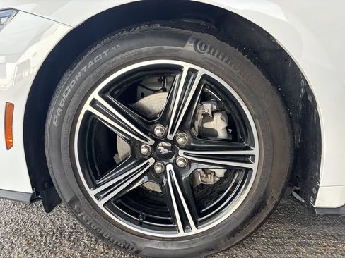 Used 2025 Ford Mustang Premium RWD image 23