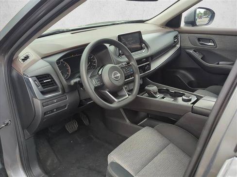 Used 2023 Nissan Rogue SV AWD/4WD image 11