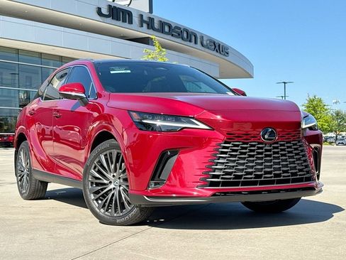 Used 2023 Lexus RX 350 FWD w/ Cold Area Package image 2