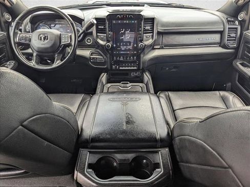 Used 2022 RAM 2500 Limited AWD/4WD image 17