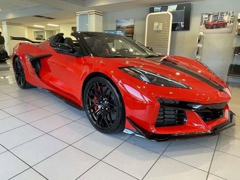 New 2026 Chevrolet Corvette Z06 w/ Z07 Performance Package RWD image 4