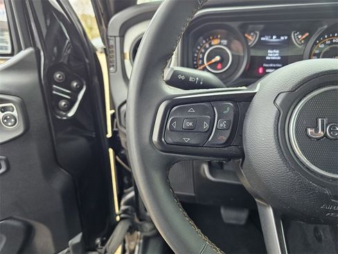 Used 2024 Jeep Wrangler Sport S image 22