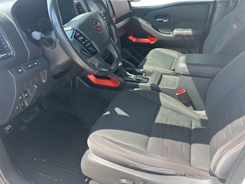 Used 2023 Nissan Frontier PRO-4X w/ Tow Package AWD/4WD image 9