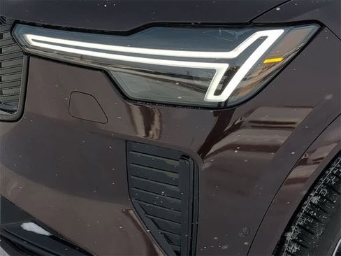 New 2026 Volvo XC90 B6 Ultra w/ Protection Package Premier image 3