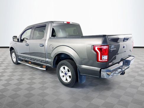Used 2017 Ford F150 XLT RWD image 5