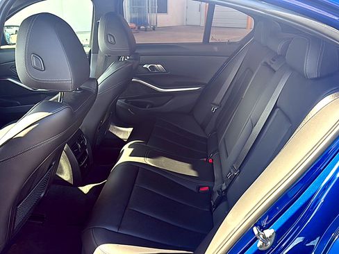 Used 2023 BMW 330i Sedan w/ M Sport Package RWD image 8