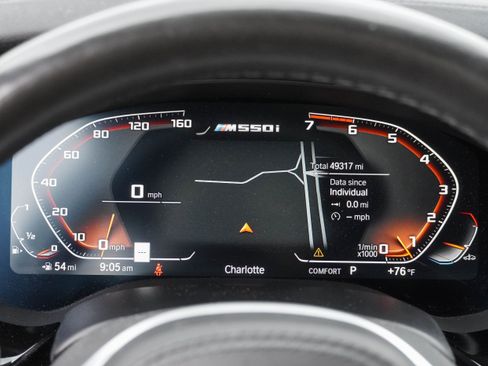 Used 2020 BMW M550i xDrive w/ Dynamic Handling Package AWD/4WD image 16