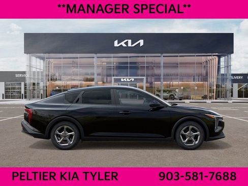 New 2026 Kia K4 LXS image 7