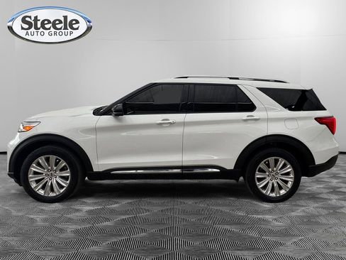 Used 2021 Ford Explorer Limited w/ Equipment Group 301A image 2