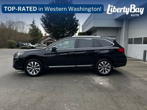 Used 2018 Subaru Outback 2.5i Touring image 9