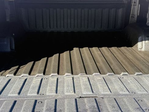 Used 2023 Chevrolet Silverado 1500 Custom image 16