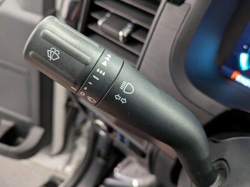 Used 2024 Ford F150 XLT w/ FX4 Off-Road Package image 19