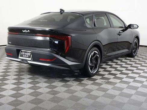 New 2026 Kia K4 EX image 5