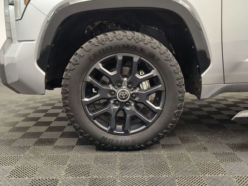 Used 2024 Toyota Tundra Platinum image 11