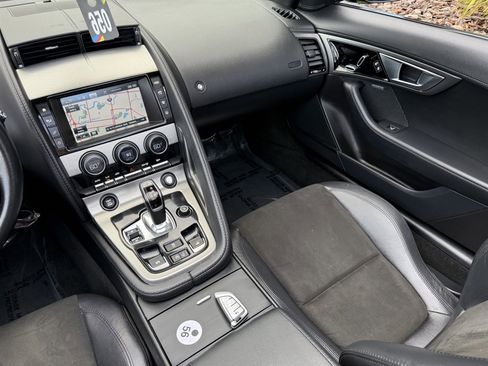 Used 2017 Jaguar F-TYPE Convertible image 24