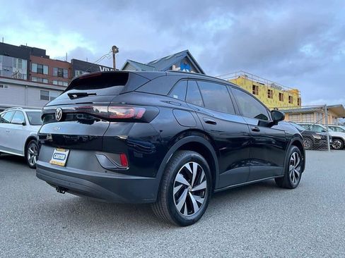 Used 2023 Volkswagen ID.4 Pro image 8