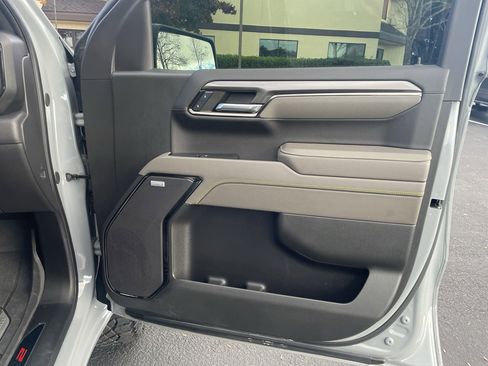 Used 2024 Chevrolet Silverado 1500 ZR2 w/ Technology Package image 61