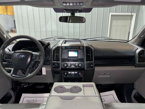 Used 2022 Ford F250 XL w/ Power Equipment Group AWD/4WD image 17