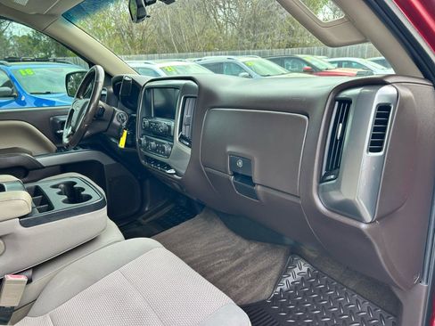 Used 2018 Chevrolet Silverado 1500 LT w/ Texas Edition image 9