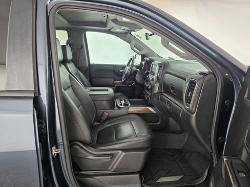 Used 2019 Chevrolet Silverado 1500 LT Trail Boss AWD/4WD image 10