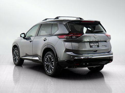Used 2026 Nissan Rogue Platinum w/ Platinum Premium Package AWD/4WD image 3