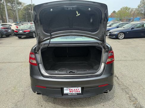 Used 2016 Ford Taurus SE image 19