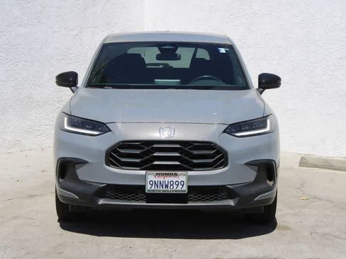 Used 2025 Honda HR-V Sport image 2
