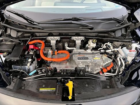 Used 2023 Nissan Ariya AWD image 29