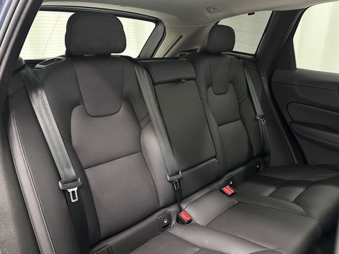 Used 2024 Volvo XC60 B5 Plus w/ Protection Package Premier AWD/4WD image 22