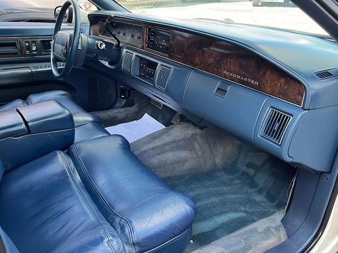 Used 1992 Buick Roadmaster Limited image 19