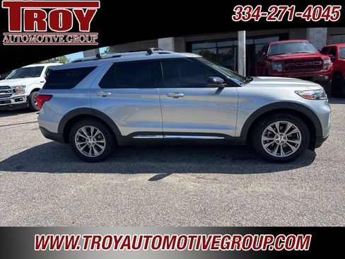 Used 2021 Ford Explorer Limited w/ Equipment Group 301A image 12